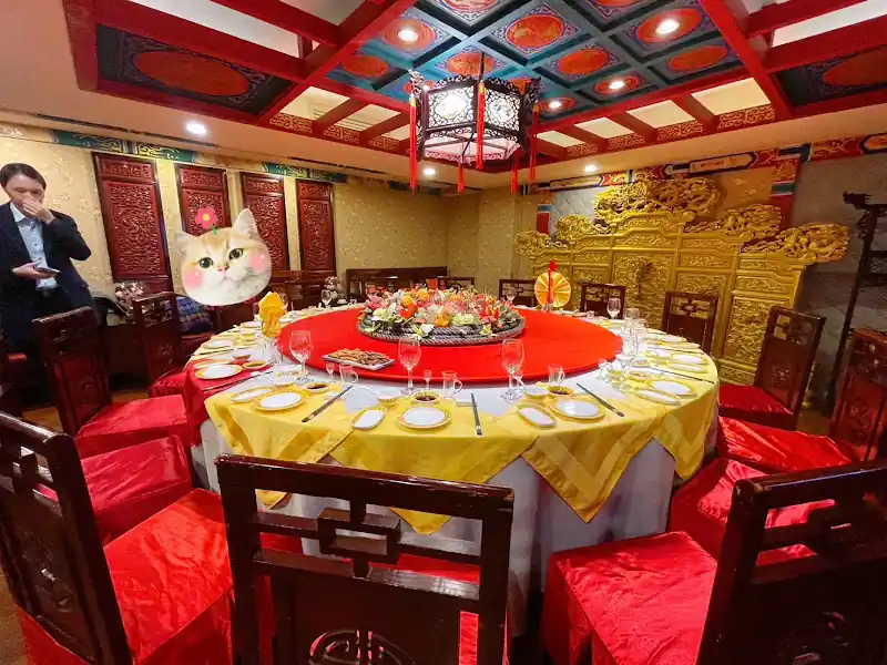 Goubuli Baozi General Store (狗不理包子总店)
