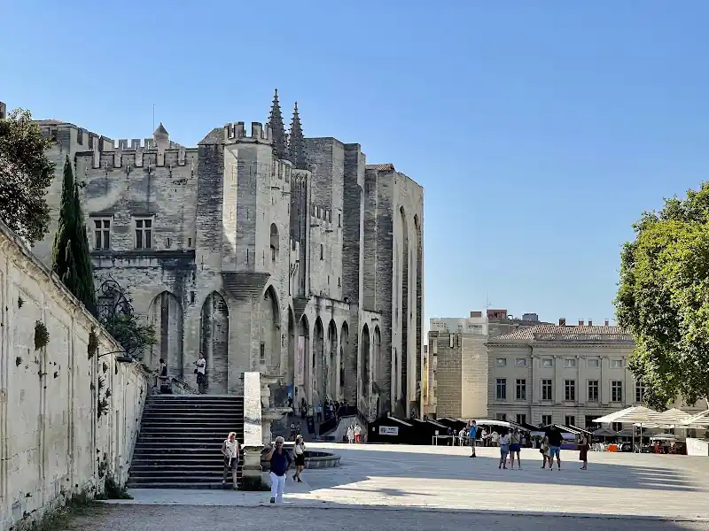 Place du Palais