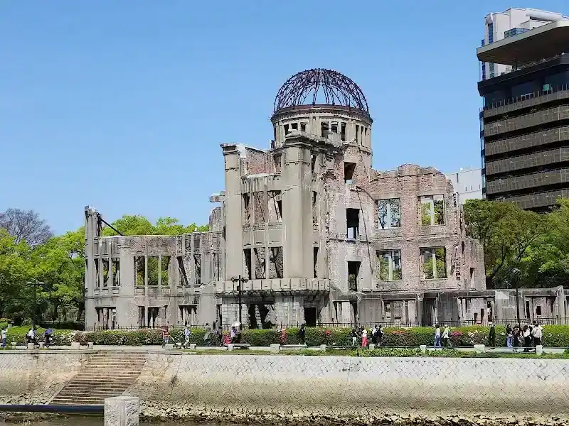 Atombombendom