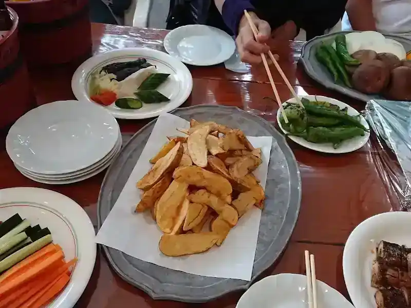 Nishi-no-Mon Yoshinoya
