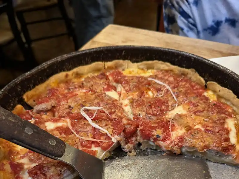 Lou Malnati's Pizzeria