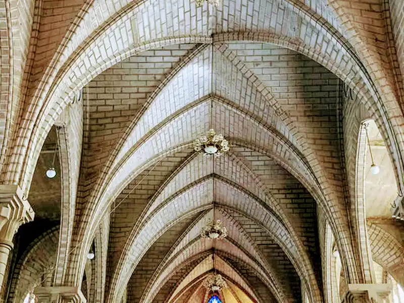 Nha Tho Nui Cathedral